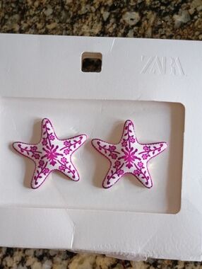 ZARA Kids White and Pink Starfish Hair Clips